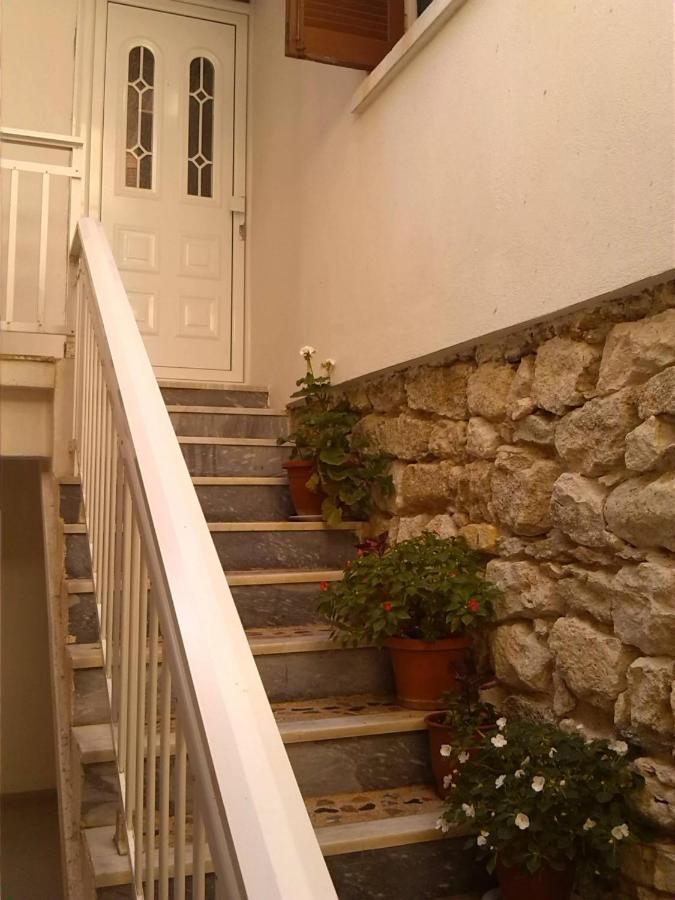 Mangoseaview Home1